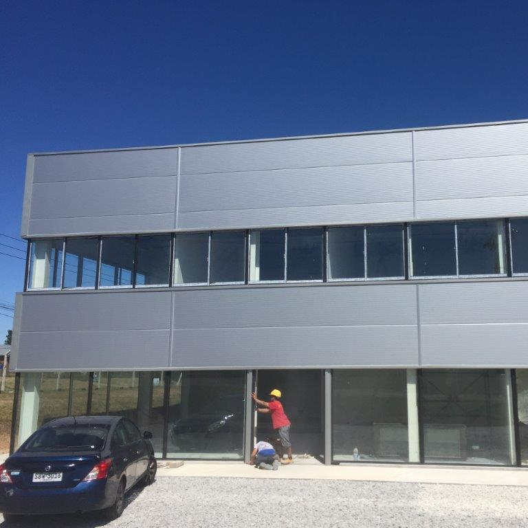 Almacén de construcción de metal prefabricado con panel de PU