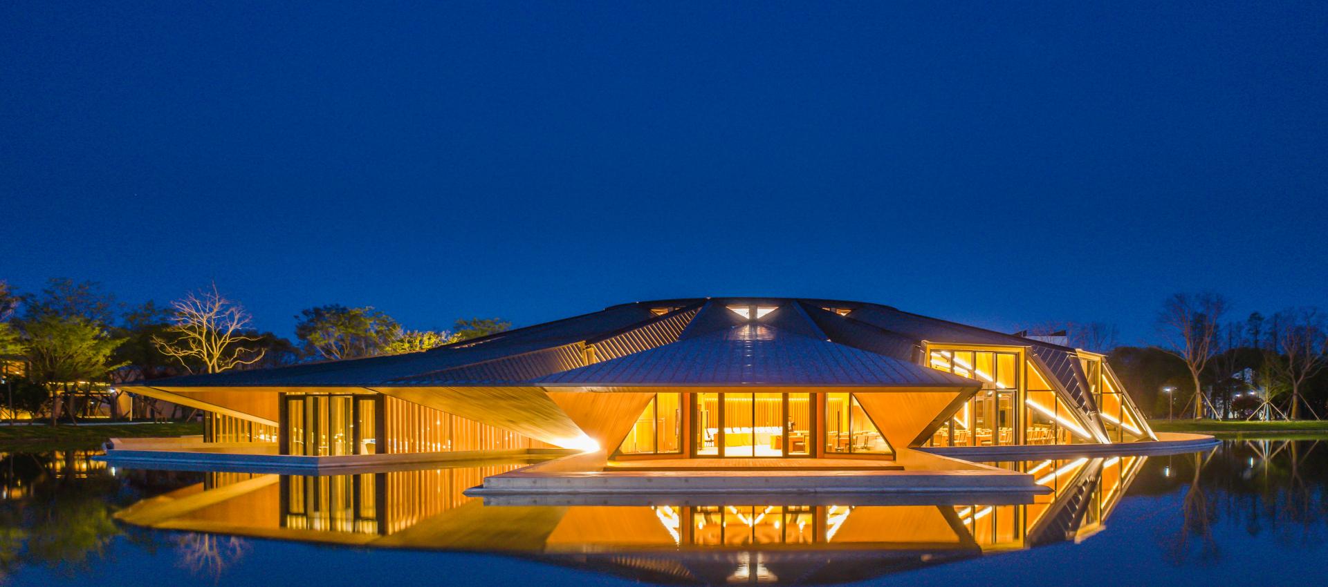 Construcci&oacute;n de estructura de acero