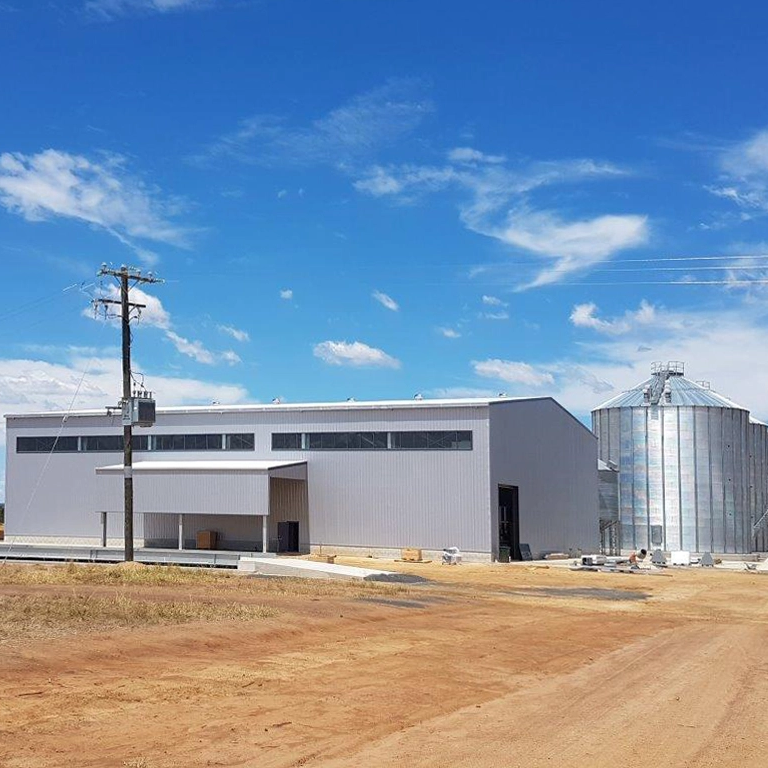 Planta de molienda de alimentos para aves de corral